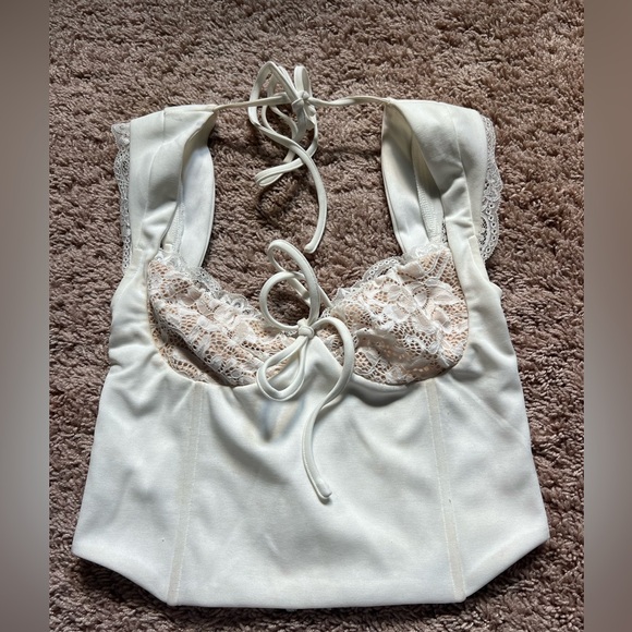 Princess Polly Top - Picture 2 of 2